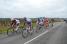 The first breakaway of the day: 9 riders (570x)