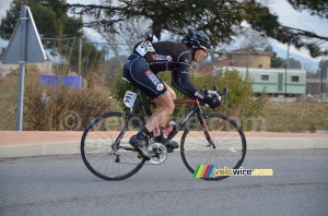 Franck Vermeulen (Véranda Rideau-Super U) chasing the breakaway (2) (607x)