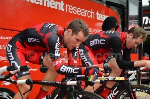 Danilo Wyss & Brent Bookwalter (BMC Racing Team) (569x)