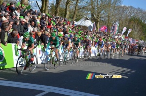 The peloton led by Team Europcar, first crossing (442x)