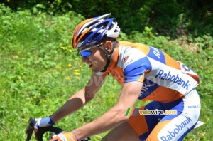 Marco Minnaard (Rabobank Continental) dans la descente du Col de Portes (202x)