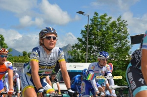 Rob Ruijgh (Vacansoleil-DCM) is off as well (294x)