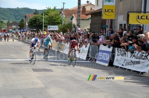 Cadel Evans (BMC) remporte l'étape (250x)
