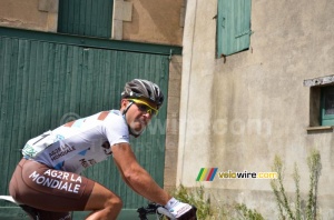 Anthony Ravard (AG2R La Mondiale) behind the peloton (656x)