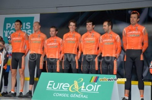 L'équipe Euskaltel-Euskadi (430x)