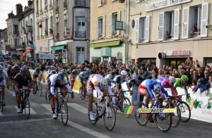 Nacer Bouhanni (FDJ) wins the stage in Nemours (475x)
