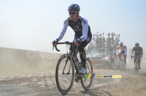 Dominic Klemme (IAM Cycling) in the dust (795x)