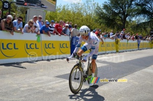 Warren Barguil (Argos-Shimano) at the finish (243x)