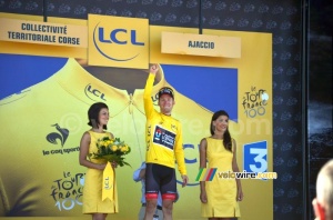 Jan Bakelants en jaune sur le podium (2) (242x)