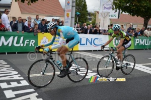Zhandos Bizhigitov (Continental Team Astana) & Frans Claes (Crelan-Euphony) (394x)