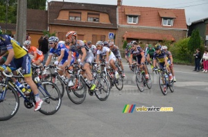 Philippe Gilbert (BMC Racing Team) at the back of the pack (317x)