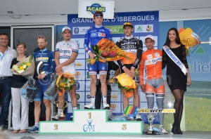 Le podium complet du Grand Prix d'Isbergues (567x)