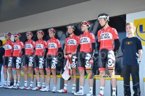 The Lotto-Belisol team (262x)
