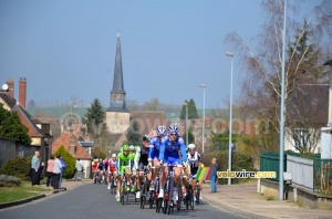The peloton in Saint-Fargeau (201x)