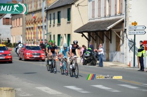 Laurent Didier wins the sprint in Vitry-sur-Loire (462x)