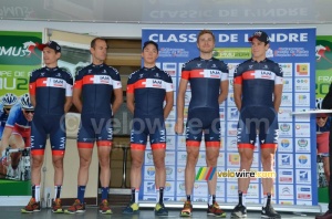 The IAM Cycling team (438x)
