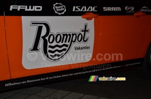 The Dutch anthem on Team Roompot's car (338x)