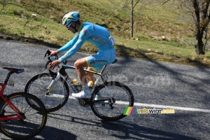 Laurens de Vreese (Astana) on the col du Beau Louis (433x)