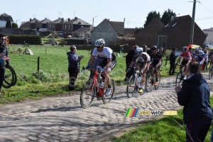 Gregory Rast leading in the section from Viesly to Quiévy (337x)