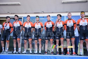 The Roubaix Lille Métropole team (320x)