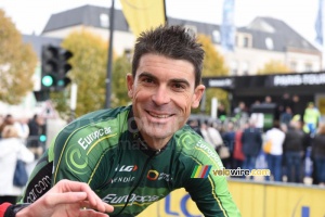 Jimmy Engoulvent (Europcar) at the start of his very last race! (495x)