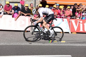 Geraint Thomas (Team Sky) wins the stage in La Rosière (647x)