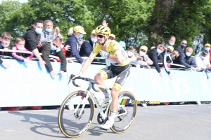 Julian Alaphilippe (Deceuninck – Quick-Step) in yellow (218x)