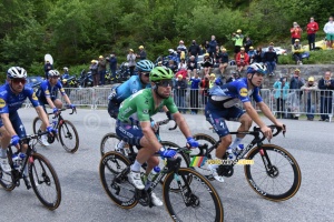 Mark Cavendish (Deceuninck – Quick-Step) and his team (259x)