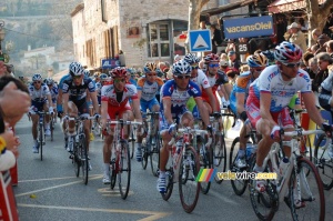 Premier passage à Tourrettes-sur-Loup : Serguei Ivanov & Joaquim Rodriguez (Team Katusha), Sébastien Minard (Cofidis) & Laurent Didier (Saxo Bank) (351x)