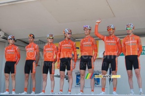 L'equipe Euskaltel-Euskadi (535x)