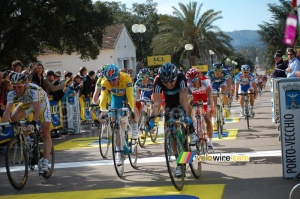 Russell Downing (Team Sky) wins the second stage before Michael Albasini and Pierrick Fédrigo (1) (534x)