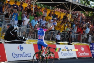 Alessandro Petacchi (Lampre-Farnese Vini) remporte l'étape à Bruxelles (2) (388x)