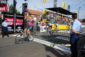 Thor Hushovd (Cervélo TestTeam) remporte l'étape devant Geraint Thomas (Team Sky) et Cadel Evans (BMC Racing Team) (536x)