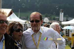 Christian Prudhomme in the soap bubbles (684x)