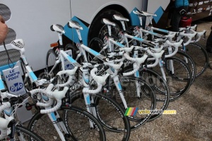 The AG2R La Mondiale bikes (449x)