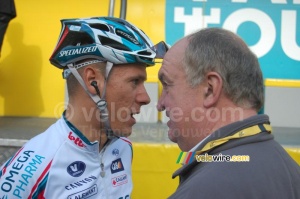 Philippe Gilbert (Omega Pharma-Lotto) with Jean-François Pescheux (2) (328x)