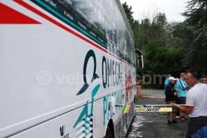 The Omega Pharma-Lotto bus is being washed (370x)