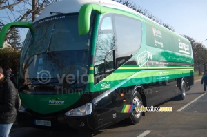 Le bus Europcar (661x)