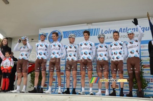 The AG2R La Mondiale team (571x)