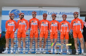 The Roubaix-Lille Métropole team (779x)