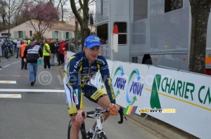Lieuwe Westra (Vacansoleil-DCM Pro Cycling Team) after the finish (324x)