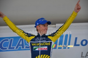 Lieuwe Westra (Vacansoleil-DCM Pro Cycling Team) on the podium (1) (341x)
