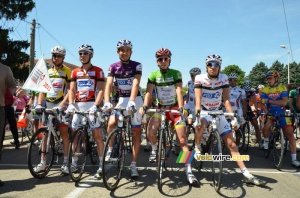 The riders wearing the different jerseys at the start (361x)